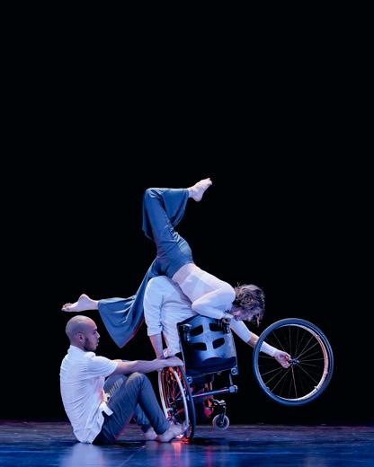 artistas en escena